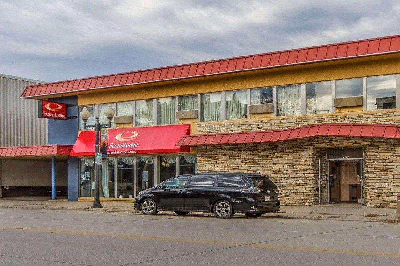 Econo Lodge Manitowoc Zewnętrze zdjęcie