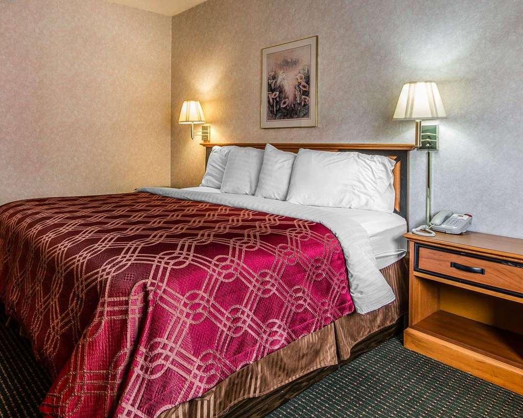 Econo Lodge Manitowoc Pokój zdjęcie