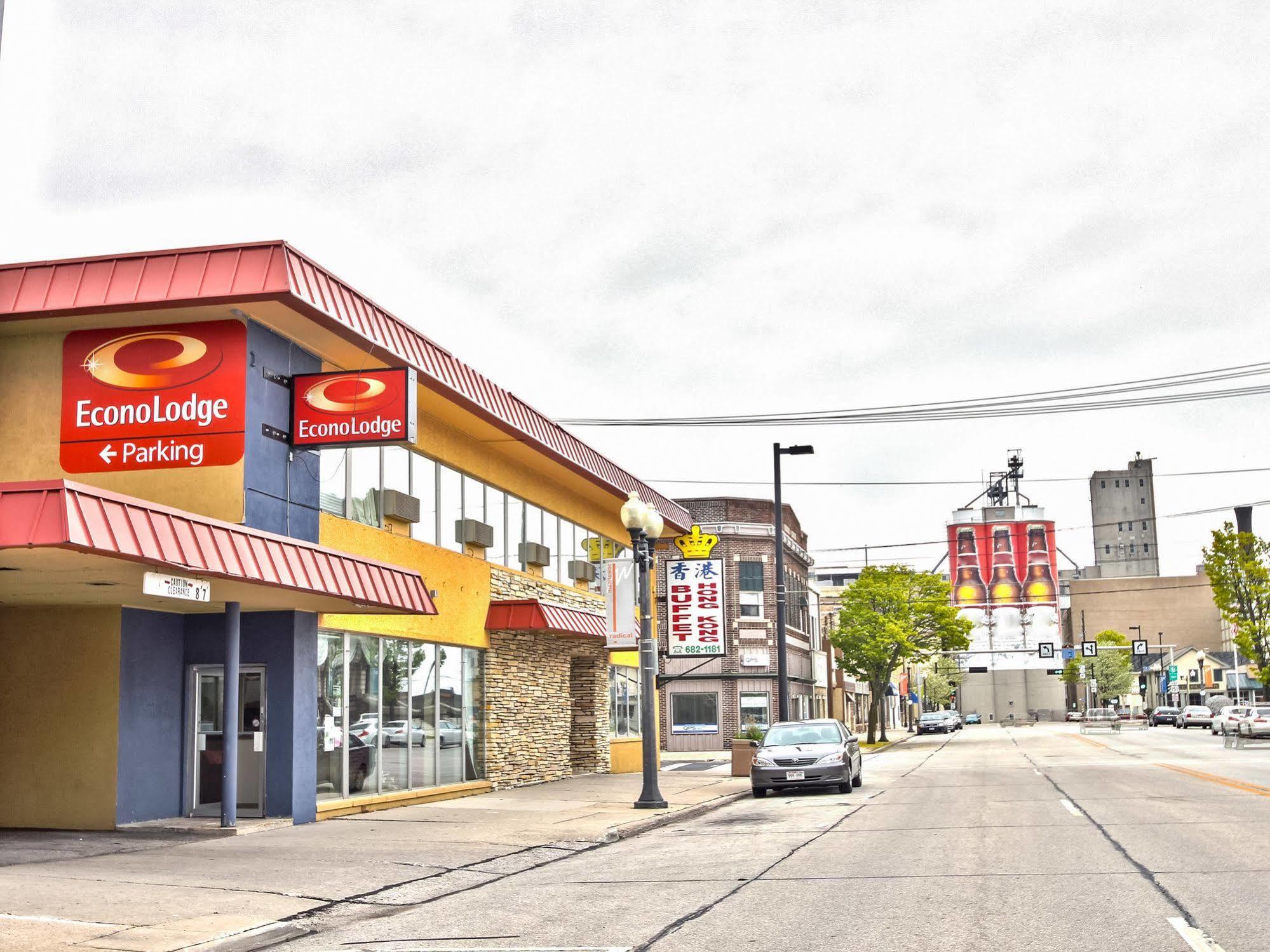 Econo Lodge Manitowoc Zewnętrze zdjęcie