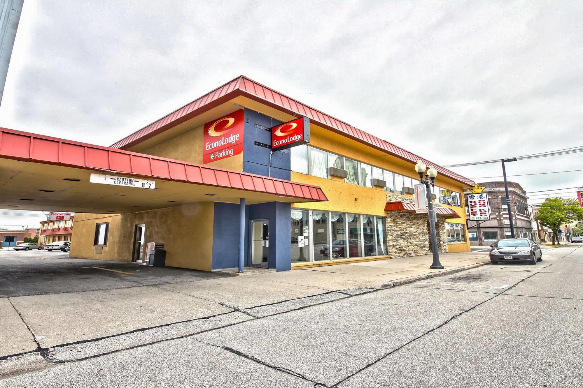 Econo Lodge Manitowoc Zewnętrze zdjęcie