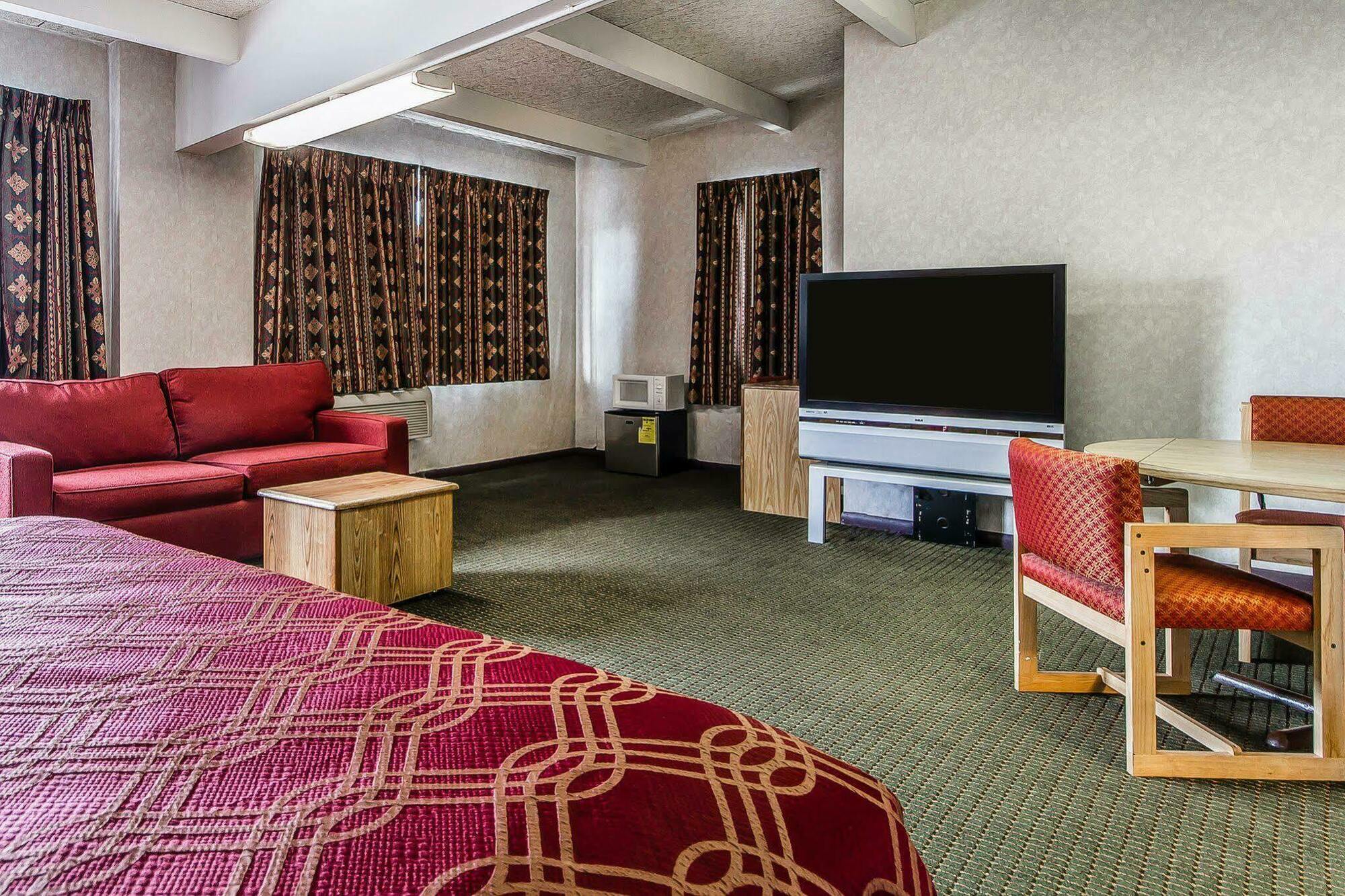 Econo Lodge Manitowoc Zewnętrze zdjęcie
